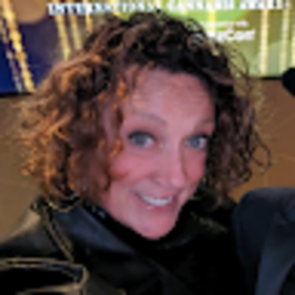 Meet your Posher, Cara - Picture 1 of 1